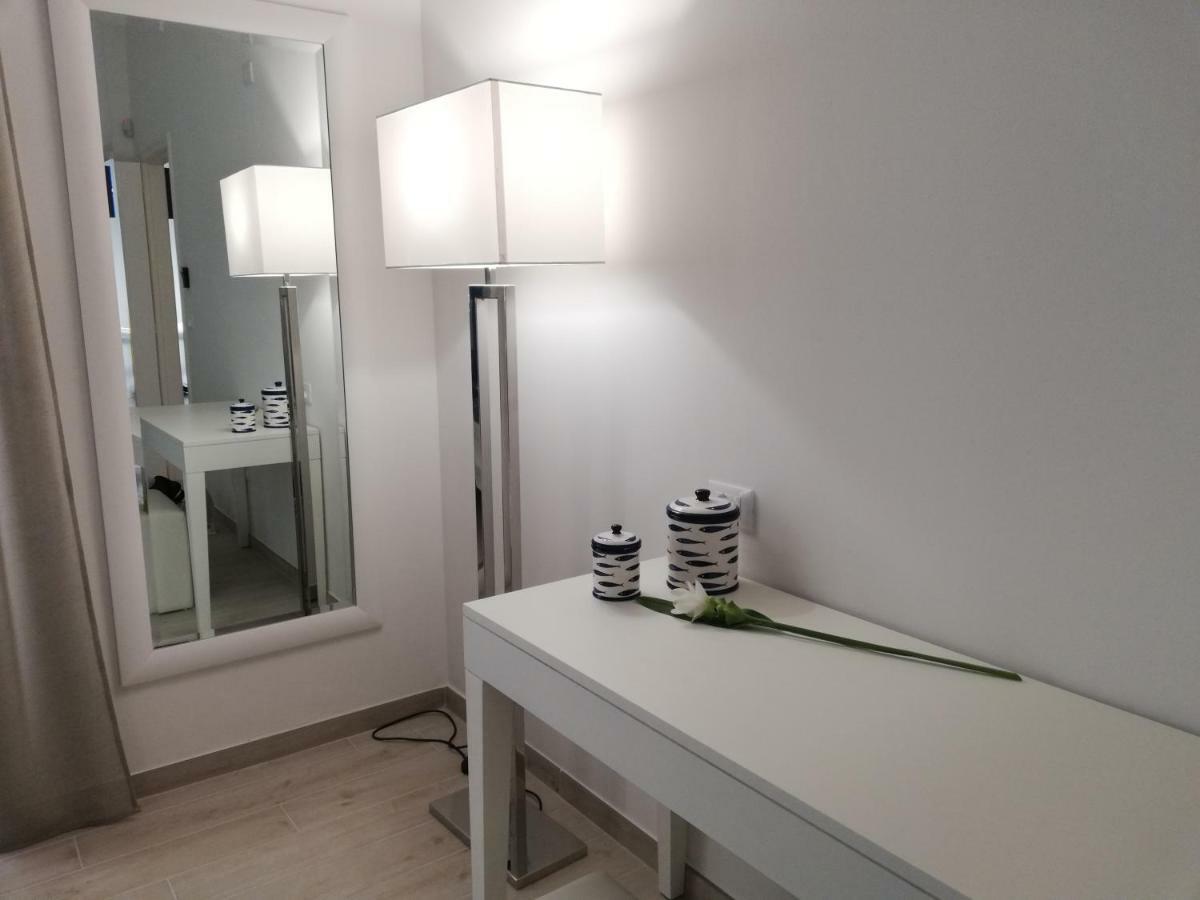 Kaloneiro Guest House Corigliano dʼOtranto Kültér fotó
