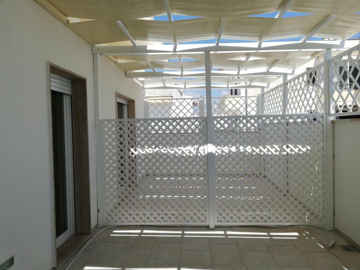 Kaloneiro Guest House Corigliano dʼOtranto Kültér fotó