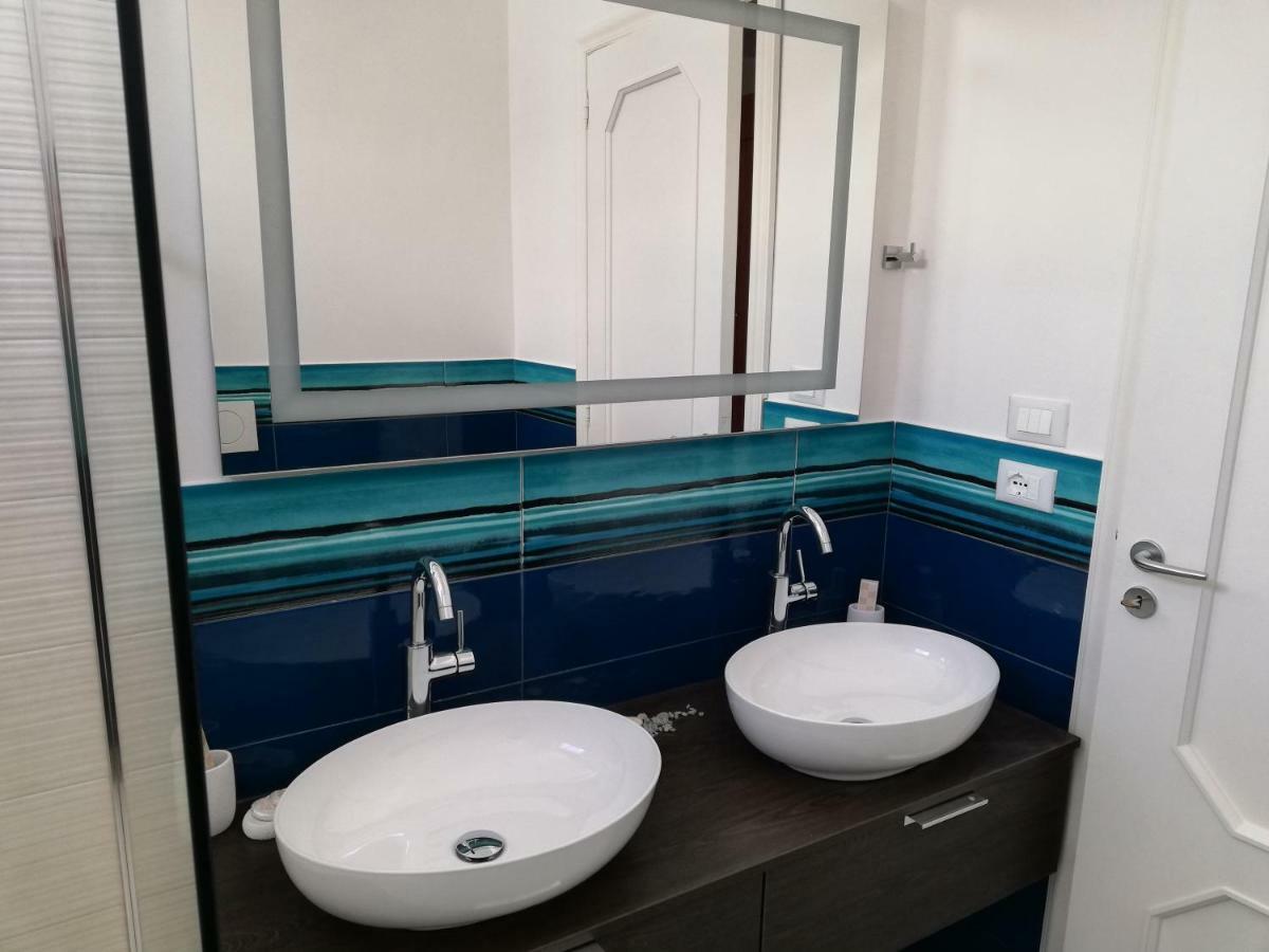 Kaloneiro Guest House Corigliano dʼOtranto Kültér fotó