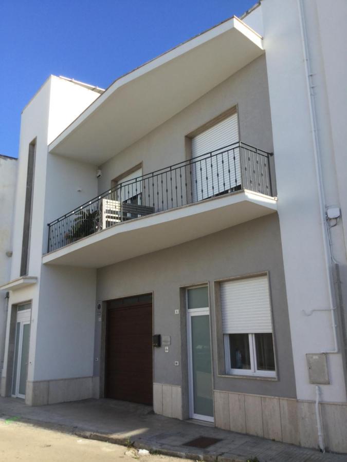 Kaloneiro Guest House Corigliano dʼOtranto Kültér fotó